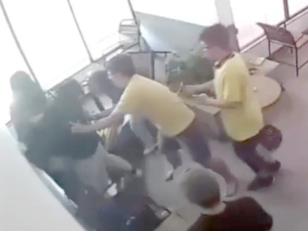 Khởi tố gã bạn trai hành hung cô gái đến ngất xỉu trong quán cà phê ở TPHCM