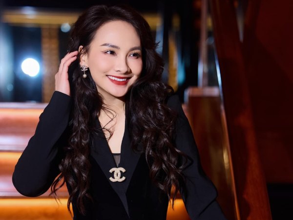 Mỹ nhân VTV cực hot vừa có động thái sau 5 năm 'mất tích' khiến MXH dậy sóng, đồng nghiệp rầm rộ chúc mừng
