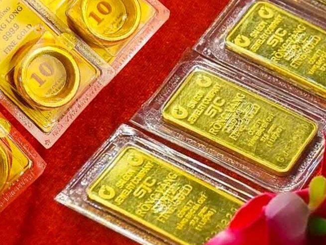 Giá vàng nhẫn, vàng SJC hôm nay 18/2: Doanh nghiệp tăng mạnh giá mua vào