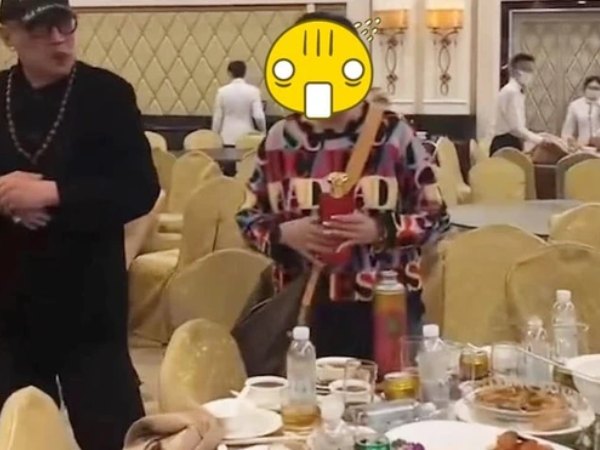 Thảm cảnh của ác nữ đẹp nhất màn ảnh: Nghèo túng đến nỗi phải nhặt đồ ăn thừa, nhan sắc tụt dốc thê thảm không nhận ra