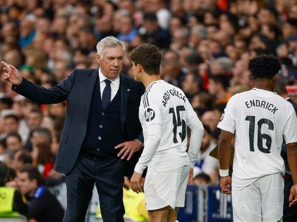 Hai cầu thủ Real Madrid bất ngờ đòi rời Bernabeu