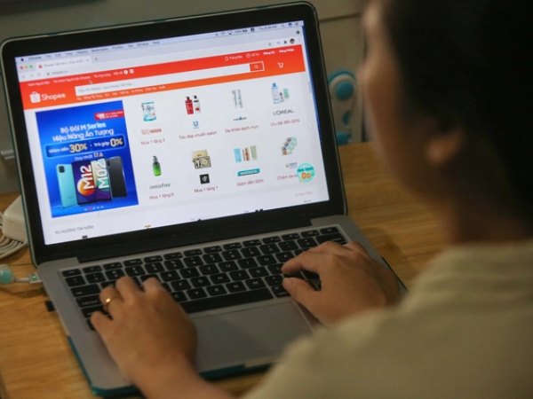 Mua hàng online bị lộ thông tin, cần tăng mức xử phạt