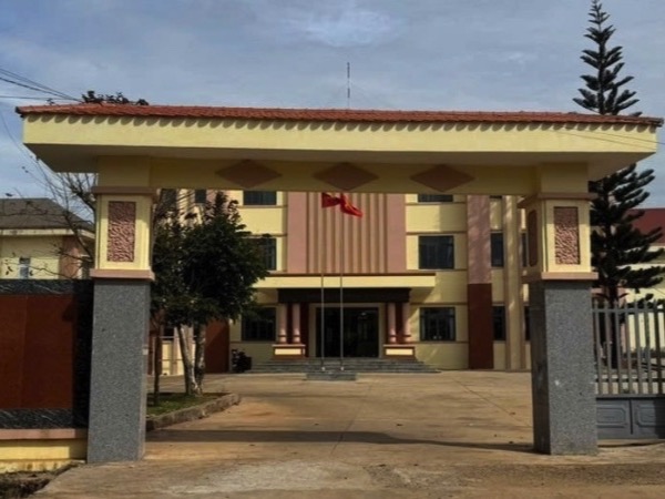 Xử lý vụ việc em gái mượn tên chị kết hôn khiến chồng cùng lúc có '2 vợ'