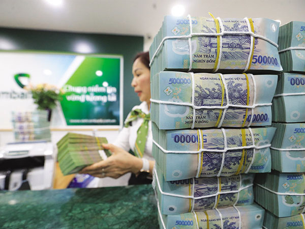 Thanh tra, kiểm tra các ngân hàng thương mại điều chỉnh tăng lãi suất huy động
