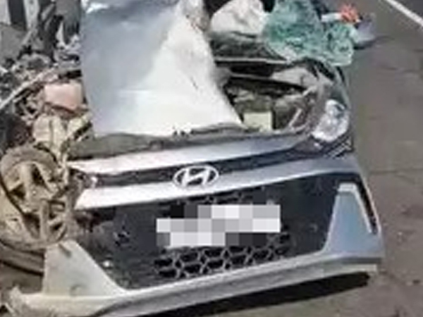 Ô tô gặp tai nạn trên cao tốc, 3 người trong một gia đình tử vong