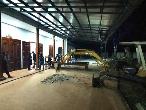 Cận cảnh hầm bí mật giấu vật phẩm dùng để dụ dỗ tu tập 'thành tiên' ở Đắk Lắk