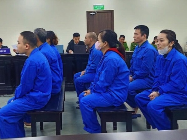 Nhân viên ngân hàng làm 'tay trong' cho nhóm đối tượng lừa đảo tinh vi