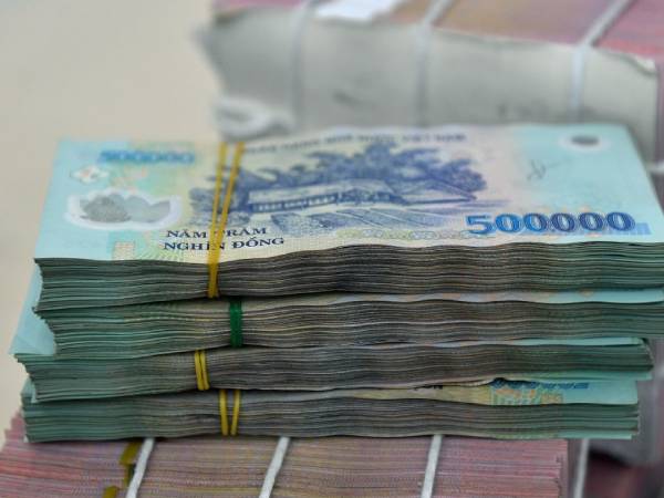 Nhận hơn 16 tỷ đồng tiền từ thiện nhờ kênh Phạm Thoại, mẹ Bắp có phải nộp thuế?