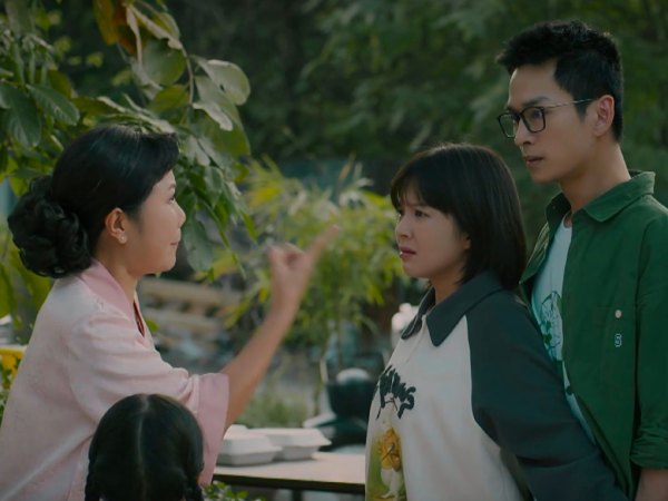 Cha Tôi Người Ở Lại: Em gái cùng mẹ khác cha của nam chính xuất hiện, vì sao 'ăn đứt' bản Trung?