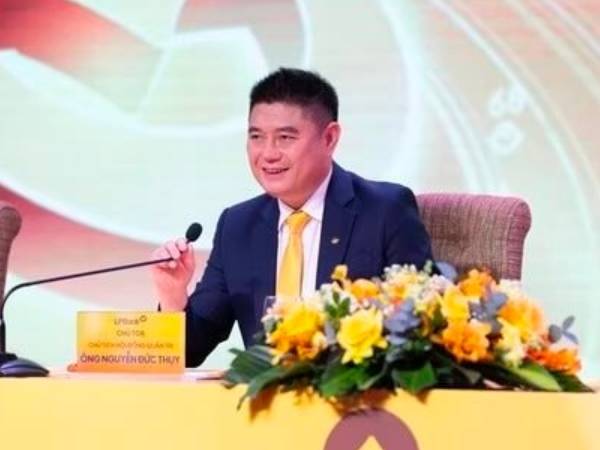 Chơi lớn như nhà băng của bầu Thụy: Vay 100% giá trị, lãi suất cạnh tranh 3,88%/năm