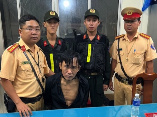 Biểu hiện lạ của kẻ cướp ô tô rồi 'phóng như bay' từ Cần Thơ đến Tiền Giang