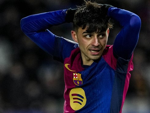 Hai bộ mặt Barca của Hansi Flick: Bùng nổ và mong manh