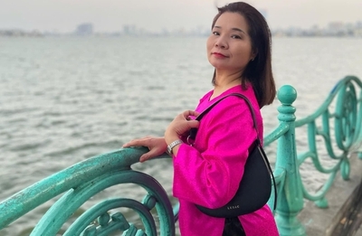 Người con trong vụ trao nhầm con ở Hà Nội: Mẹ ruột chặn liên lạc, khoảng cách với mẹ nuôi ngày càng xa