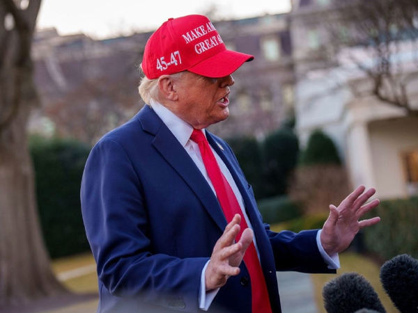 Ông Trump so sánh Tổng thống Zelensky với Tổng thống Putin