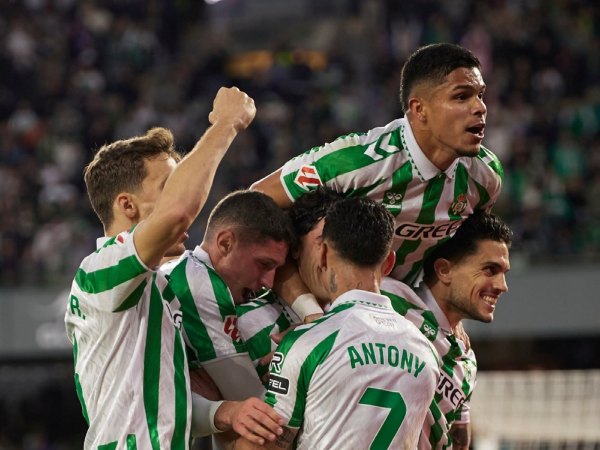 Real Madrid thua đau Betis của Antony