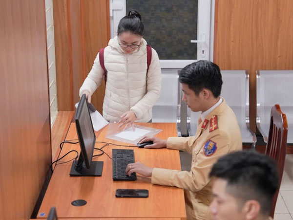 Cục CSGT nêu những trường hợp quá hạn đổi GPLX không phải thi sát hạch lý thuyết