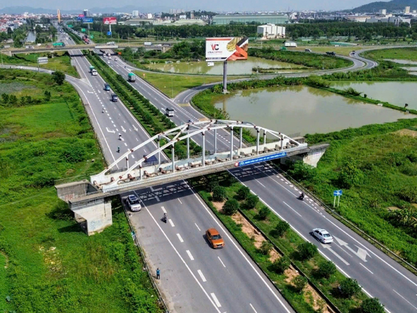Cận cảnh 5 cây cầu vượt trong dự án nghìn tỷ 'đắp chiếu' 20 năm