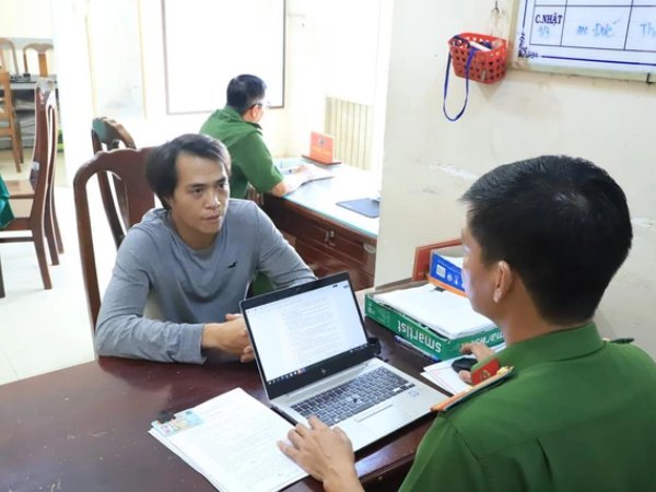 Bất ngờ 'lý lịch' đối tượng 'hổ báo' đánh người sau va chạm giao thông”