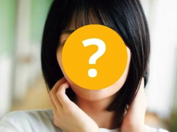 Sốc: Nữ ca sĩ 10X cực hot bị tố cặp kè sugar daddy, bán nội y đã qua sử dụng, còn dọa đánh sao nhí
