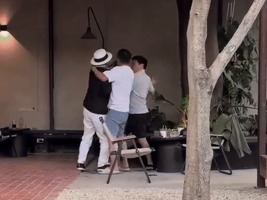 Danh tính người mặc đồ giống ông Đặng Lê Nguyên Vũ, đánh nhau trong quán cà phê, hé lộ lý do ẩu đả