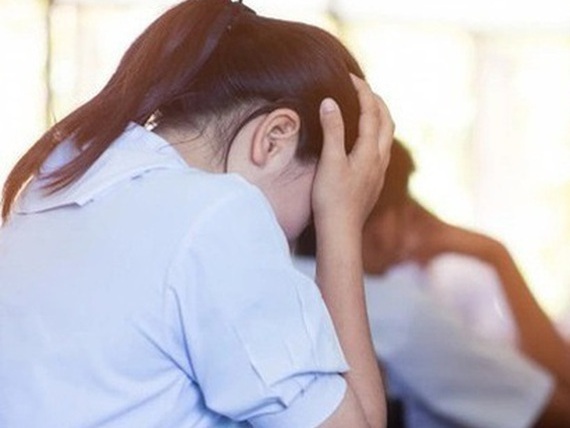Bức thư khiến triệu người bật khóc: 'Mẹ chắc muốn biết tại sao 1 đứa trẻ vui vẻ như con lại đột nhiên chọn cái chết, phải không?'