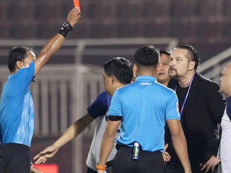 Cục Cảnh sát hình sự vào cuộc vụ ồn ào trọng tài ở V.League, gửi công văn tới VFF