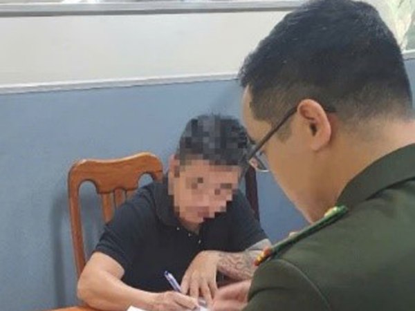 Hút tương tác để bán ô tô, người đàn ông đăng sai sự thật Nghị định 168