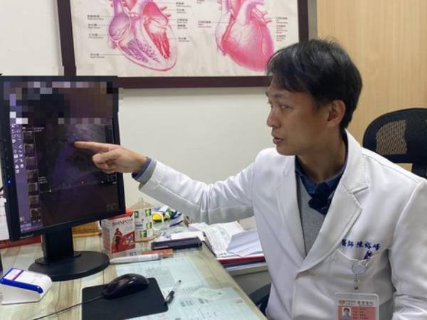 Chàng trai 29 tuổi suy tim, 'cận kề cửa tử': Bác sĩ nói 3 thói quen nhiều người mắc đang gây 'tai họa'