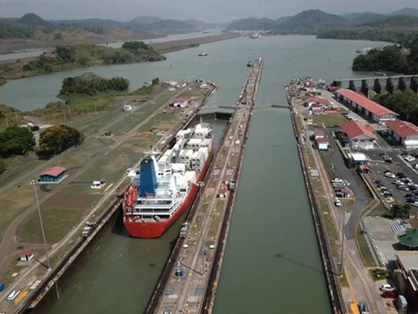 Mỹ 'chuẩn bị phương án quân sự' tiếp cận kênh đào Panama