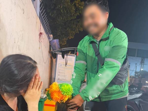 Tiktoker 'Shipper Hài Hước' ra đi ở tuổi 19 do tai nạn giao thông, cộng đồng mạng tràn ngập tiếc thương trước cuộc đời tử tế nhưng dang dở