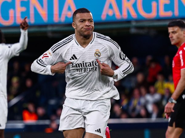 Mbappe giúp Real Madrid qua mặt Barca, chiếm ngôi đầu La Liga