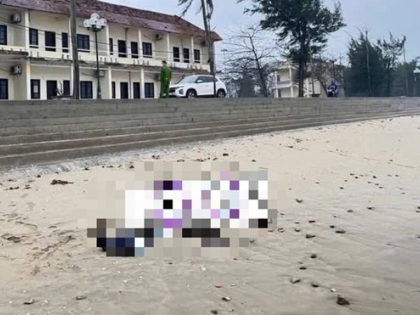 Thi thể nam giới nghi người nước ngoài mất tích trôi dạt vào bờ biển