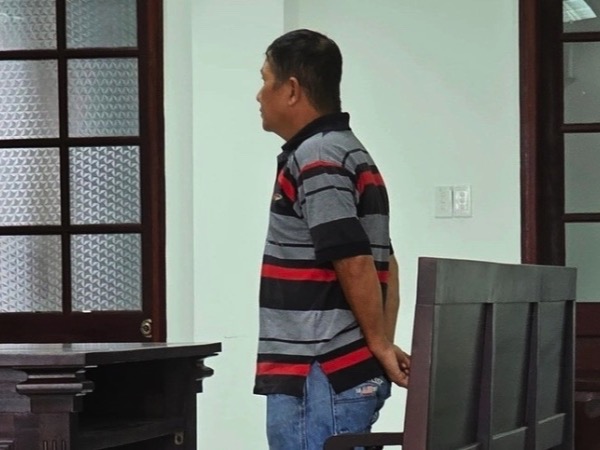 Chủ tiệm tạp hóa dâm ô bé gái 6 tuổi bị phạt tù