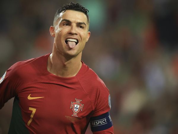Cristiano Ronaldo: Cuộc chinh phục mới ở tuổi 40