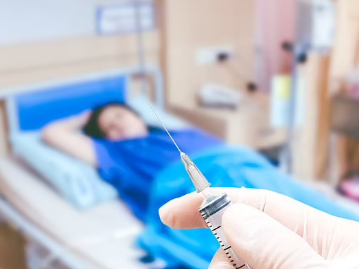 Y tá bị cáo buộc giết 9 bệnh nhân vì 'ồn ào, phiền phức'