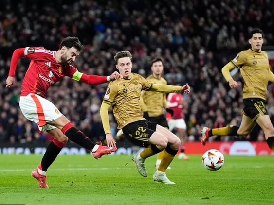 Bruno Fernandes cần rời bỏ Man United để tìm kiếm vinh quang