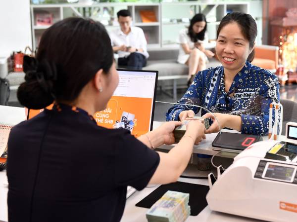 Bật mí kinh nghiệm vay ngân hàng lãi suất thấp