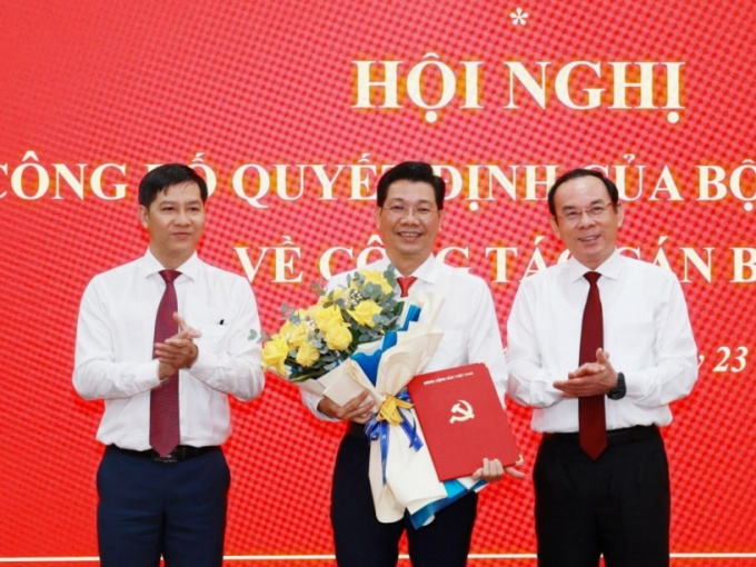 Bộ Chính trị chuẩn y ông Nguyễn Mạnh Hùng làm Bí thư Tây Ninh