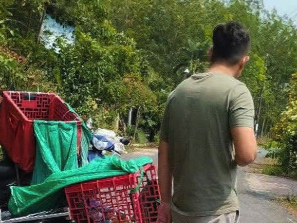 Tạm giữ đối tượng đánh nam shipper ngất xỉu khi đi giao hàng ở Bình Dương