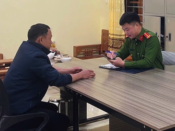 Bạn quen qua mạng và lời hứa hẹn nhận vali tiền chứa 20 tỷ đồng