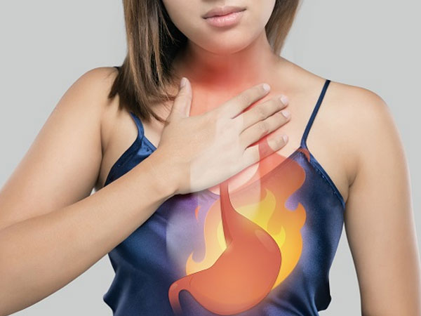 Ho dai dẳng nhiều tháng không khỏi, người phụ nữ 39 tuổi đi khám phát hiện nguyên nhân bất ngờ