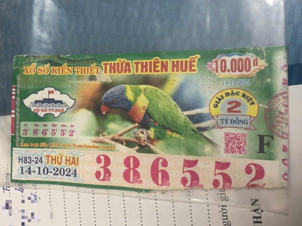 Vụ đòi 2 tỉ đồng trúng thưởng: Người mua vé số thắng kiện