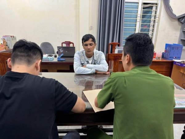 Công an tỉnh Quảng Bình bắt khẩn cấp đối tượng cướp táo tợn