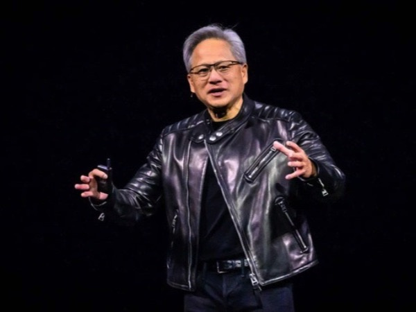 'Chuyện tâm linh' kỳ lạ về chiếc áo da của tỷ phú Jensen Huang: Thứ quyết định vận mệnh Nvidia là đây?