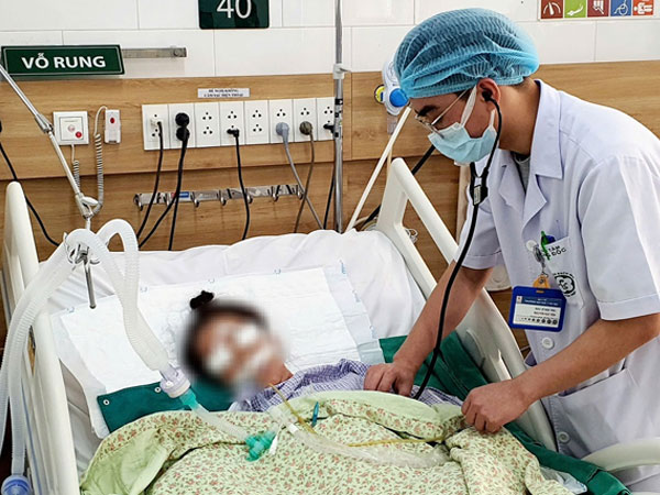 Ở nhà 'thầy lang' làm 1 điều suốt 2 ngày, người phụ nữ rơi vào bất tỉnh, nguy kịch tính mạng