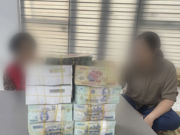 Người dân tố mất 4 căn nhà, trăm tỷ vì đường dây 'xuất khẩu cô dâu'