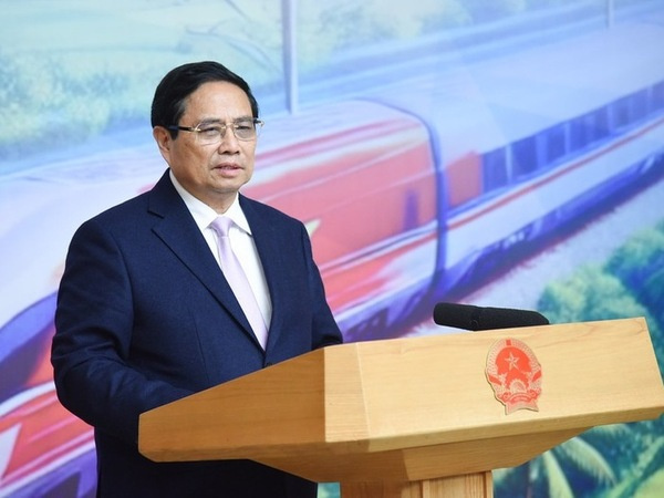 Thủ tướng yêu cầu quyết tâm xây dựng bằng được lĩnh vực cấp bách hàng trăm tỷ USD ở Việt Nam