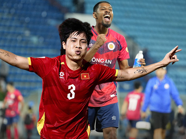 HLV Kim Sang-sik có 'cơn đau đầu' mới & cặp song kiếm sắc lẻm cho ĐT Việt Nam?