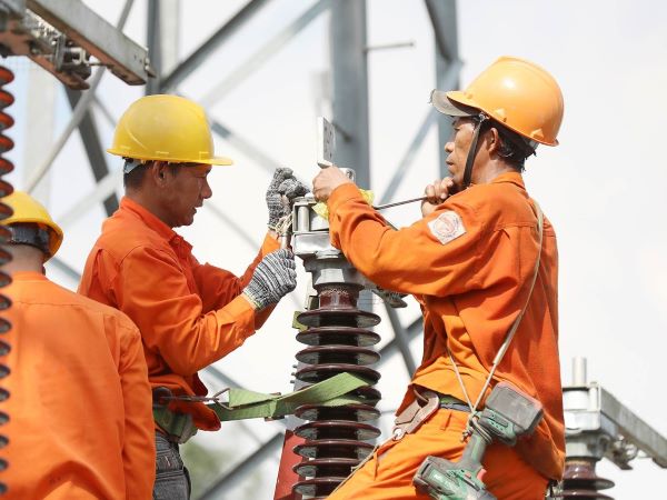 Để làm ra 1.000 USD, Việt Nam tiêu tốn điện gấp nhiều lần Indonesia và Philippines