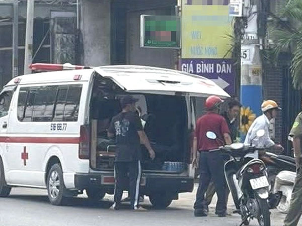 Người đàn ông tử vong trong nhà nghỉ sau 2 ngày thuê phòng
